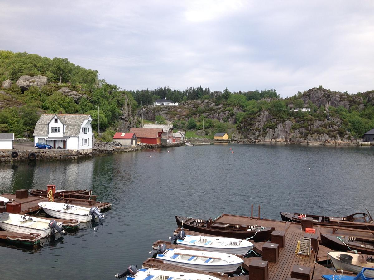 Sotra Rorbusenter Aparthotel Karavika Luaran gambar